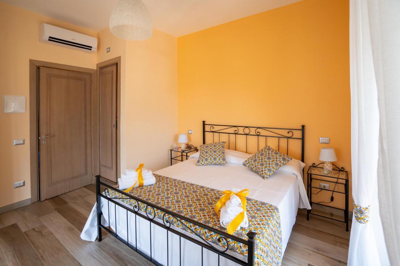 Bed and Breakfast ---5 Minutes From The Sea ---Panorama And A-C Виетри Экстерьер фото
